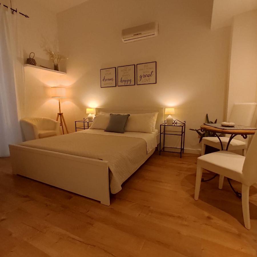 Krly Exclusive Rooms Cagliari Exterior foto